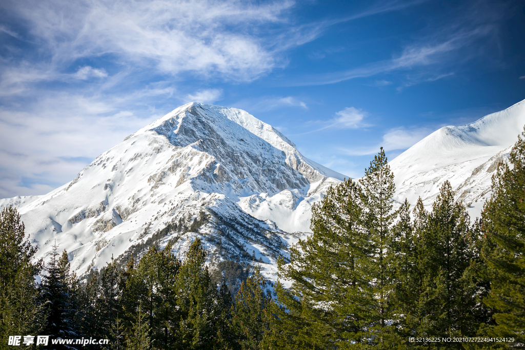 冬季雪山