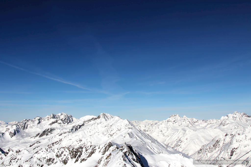 冬季雪山