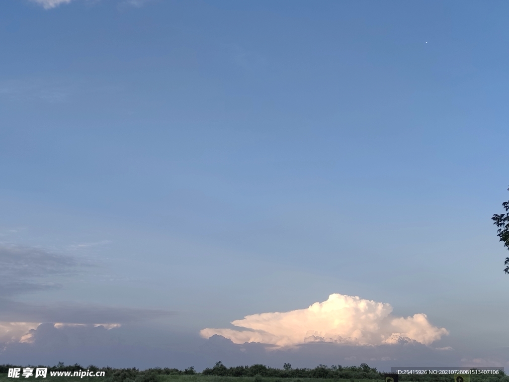 天空