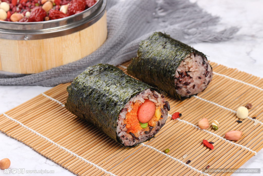 香肠饭团