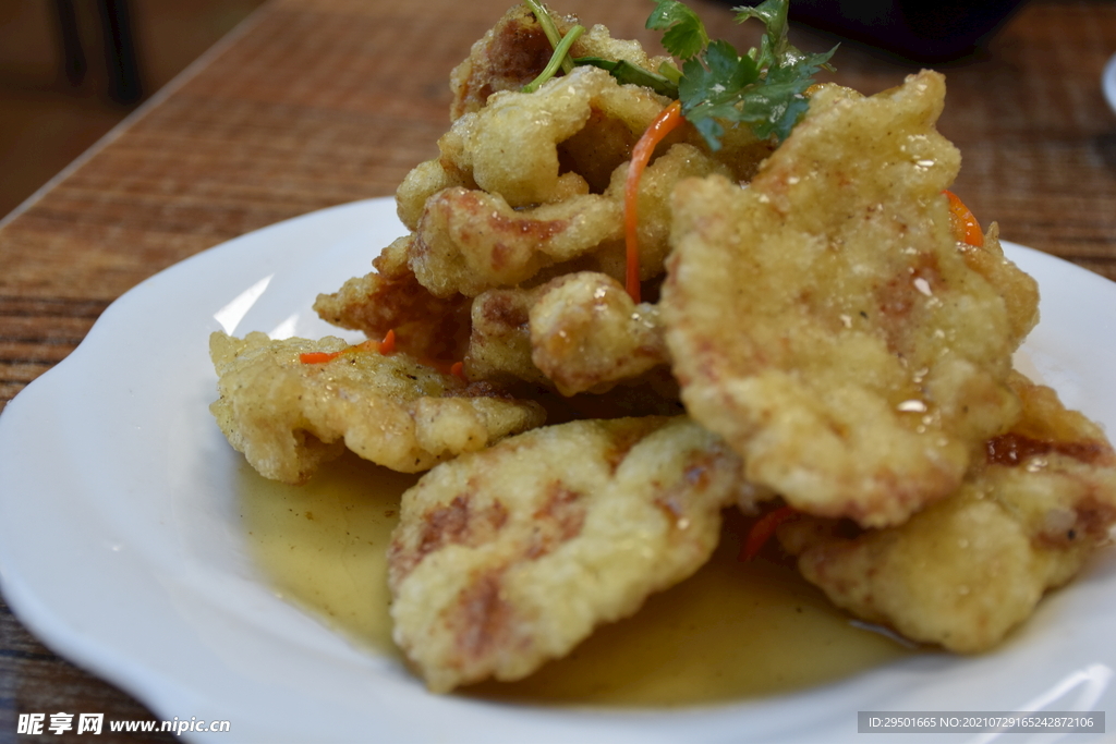 东北菜锅包肉美食