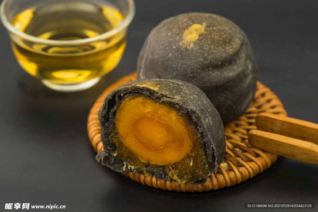 黑金酥