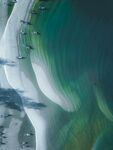 海滩渔船