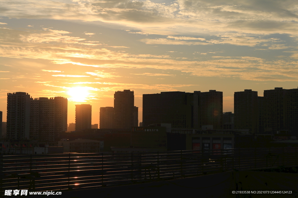 晚霞日落夕阳西下彩云黄昏傍晚