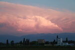 新疆伊犁夕阳晚霞彩色的云