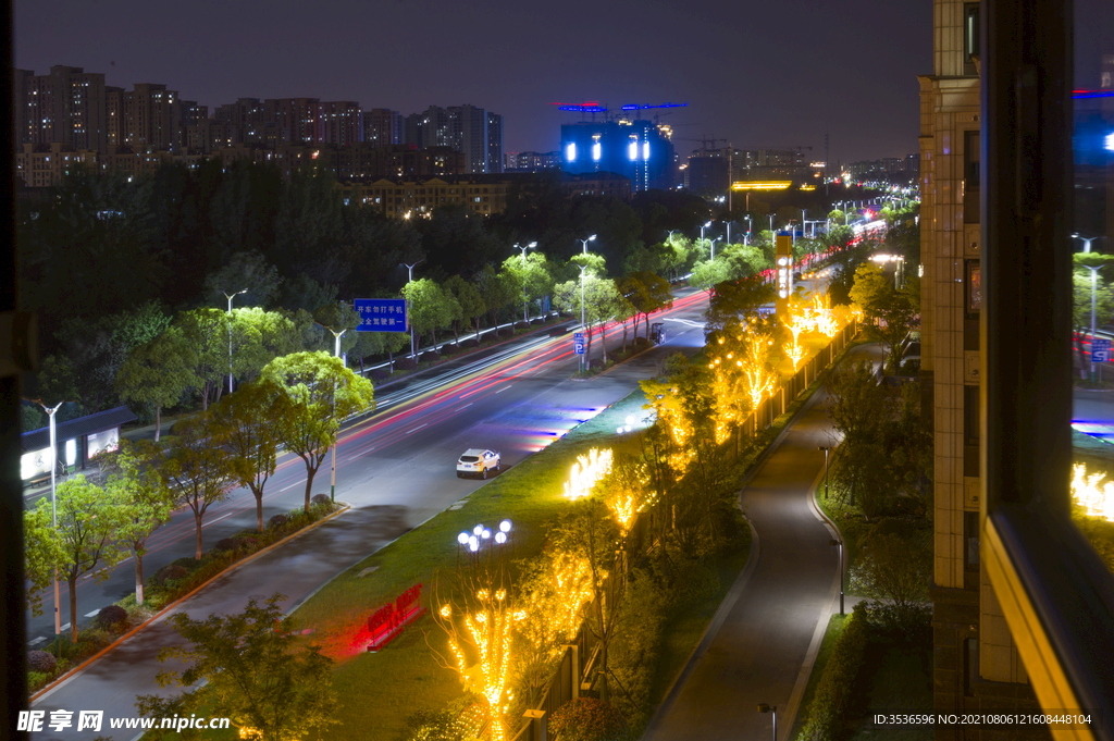 霓虹夜景