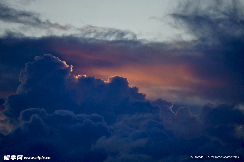 天空
