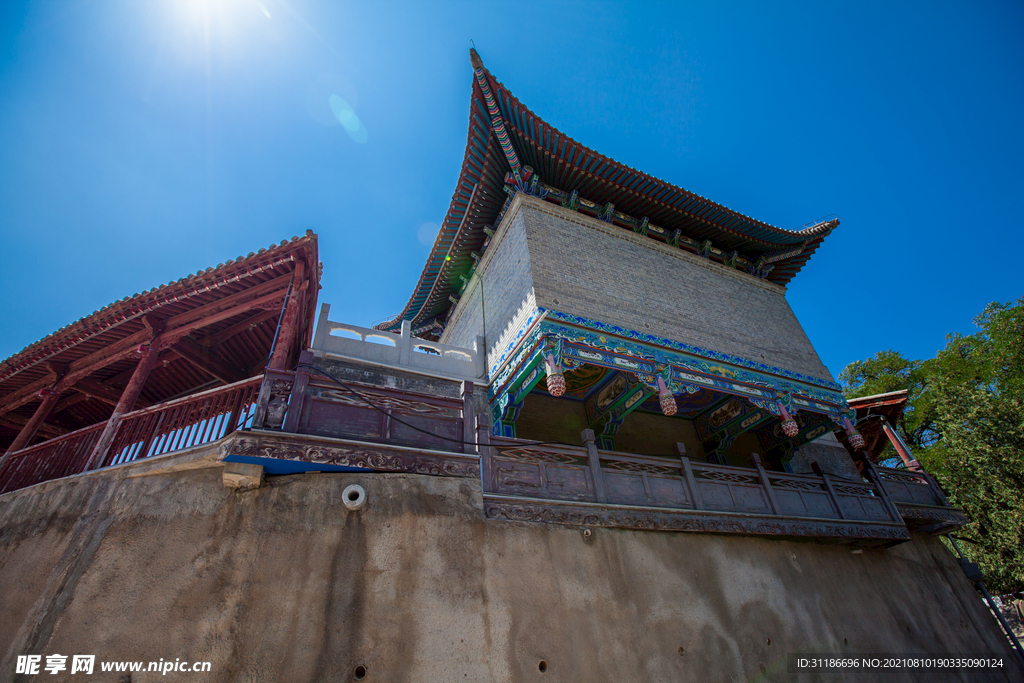 白塔山公园 白塔寺