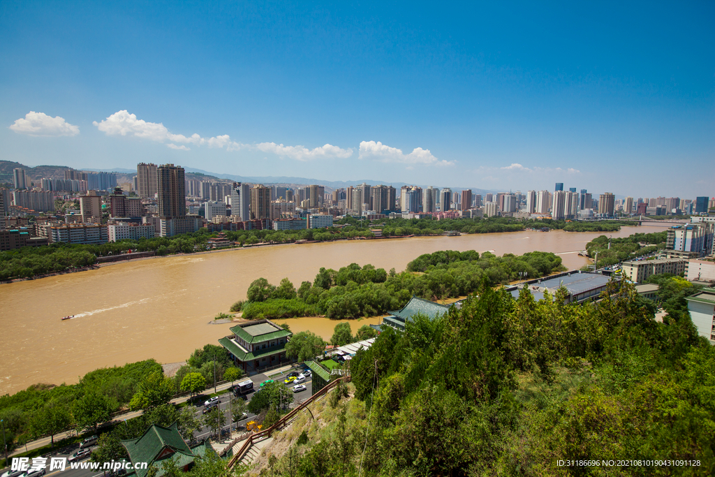 白塔山公园 黄河第一阁