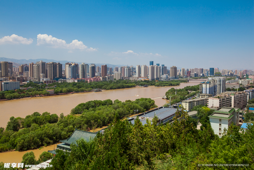 白塔山公园 黄河第一阁