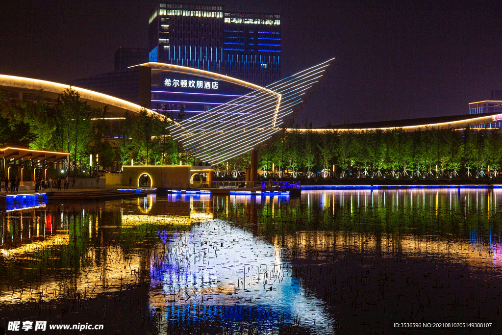 光轨夜景