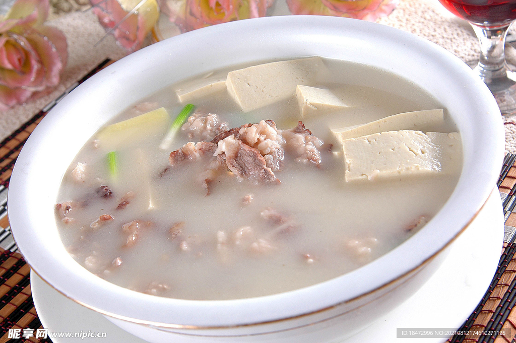瘦肉豆腐汤