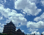 蓝天白云古建筑