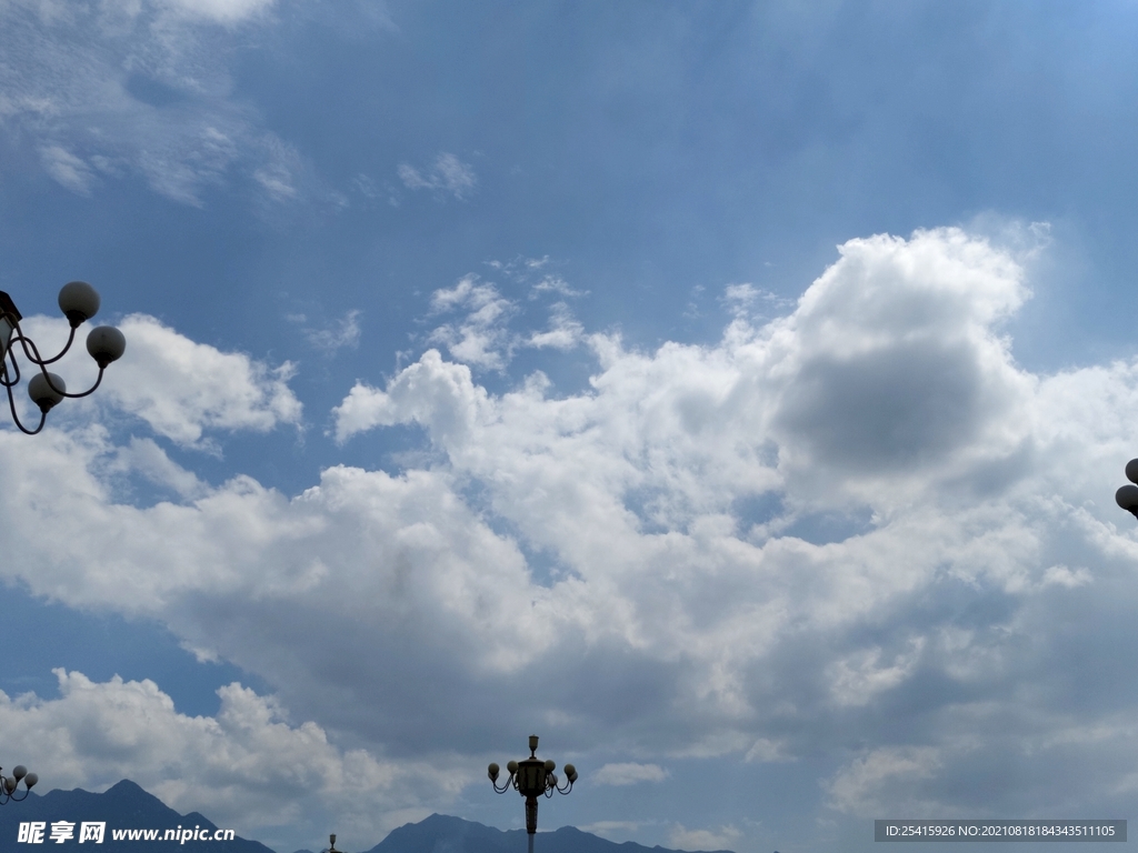 天空