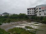 小河
