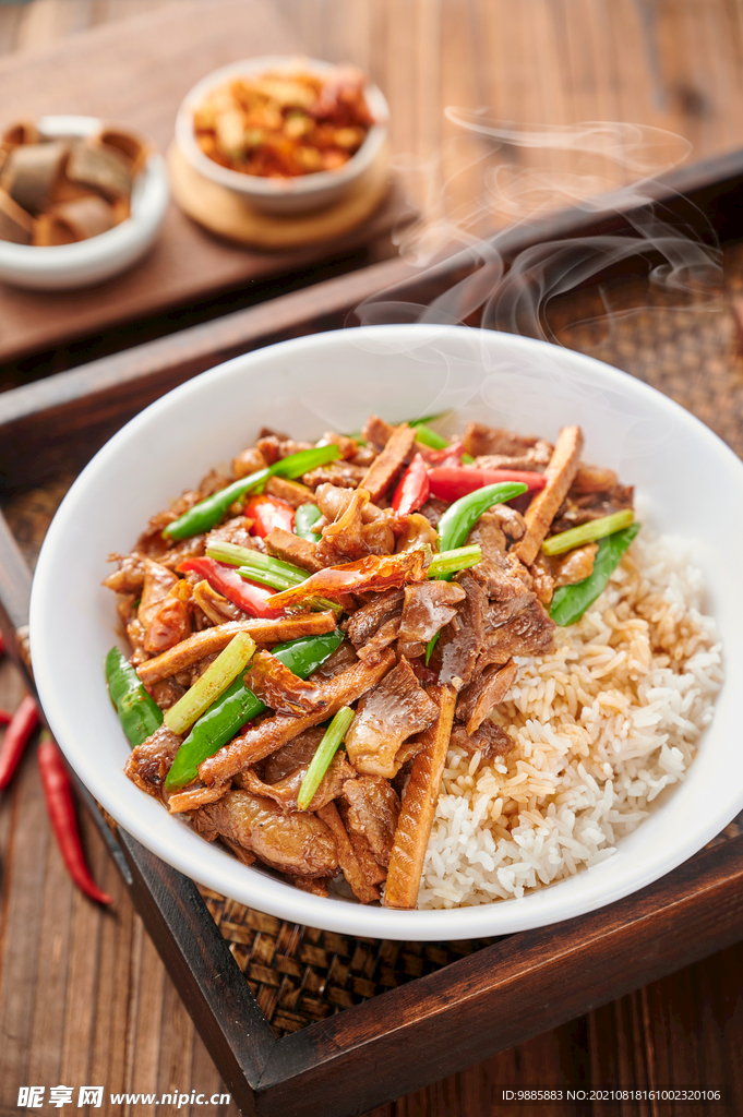 香干鸭肉饭