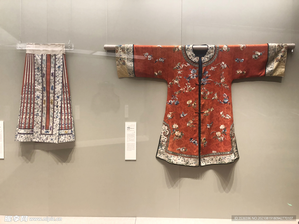 古代服饰 