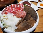 毛肚百叶牛肉卷 鸭肠拼盘