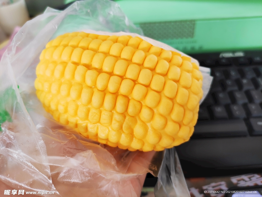 玉米烤肠馒头