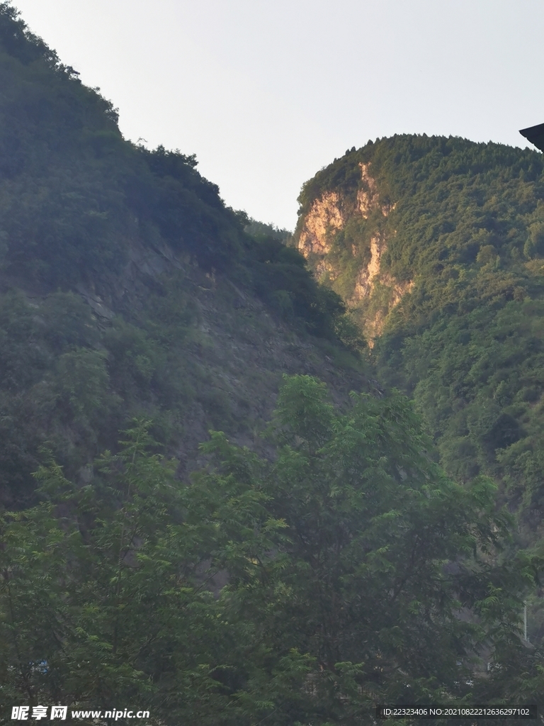 山峰