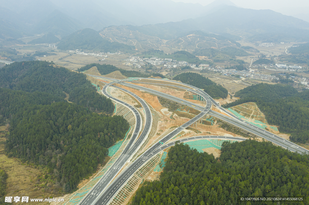 环岛公路风景图片