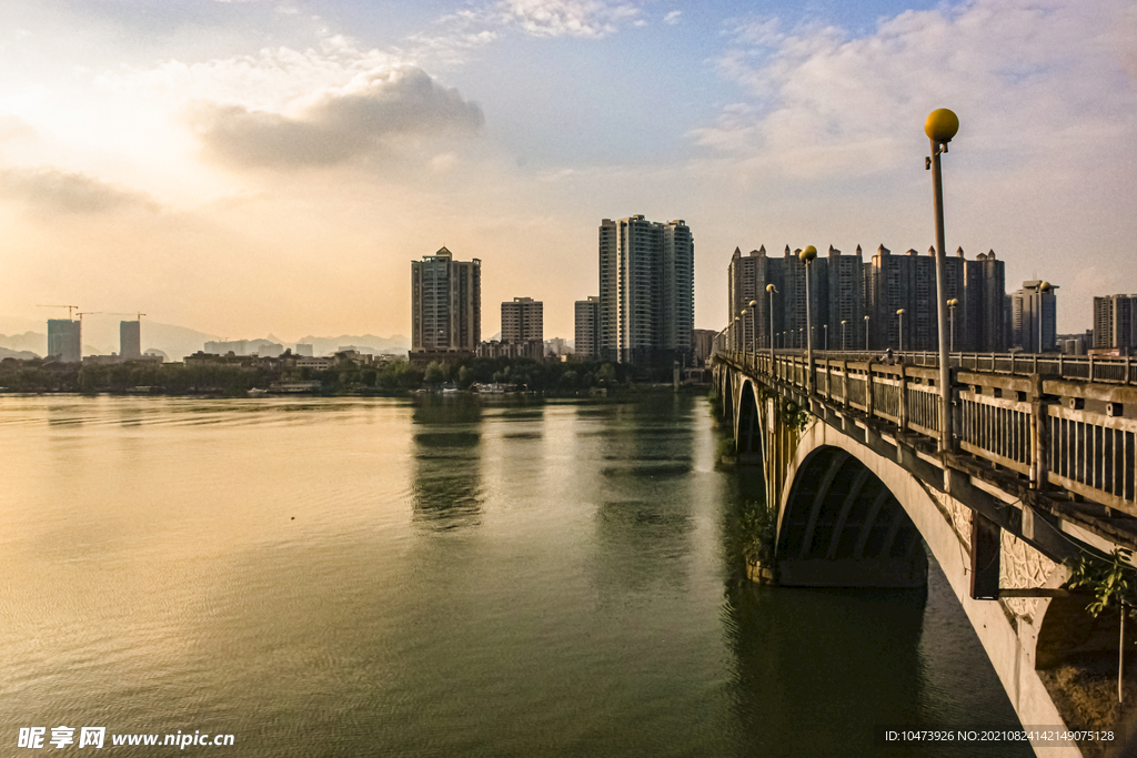 跨水大桥建筑图片