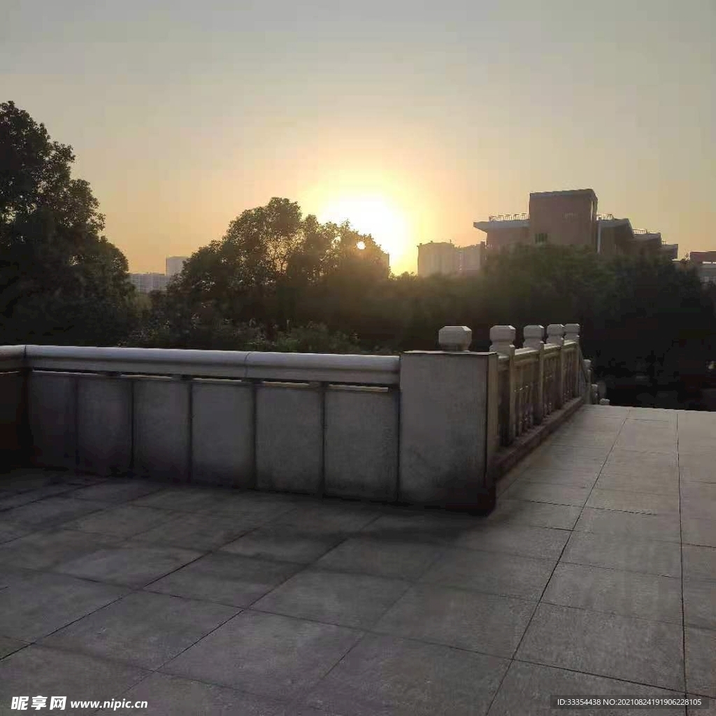 夕阳