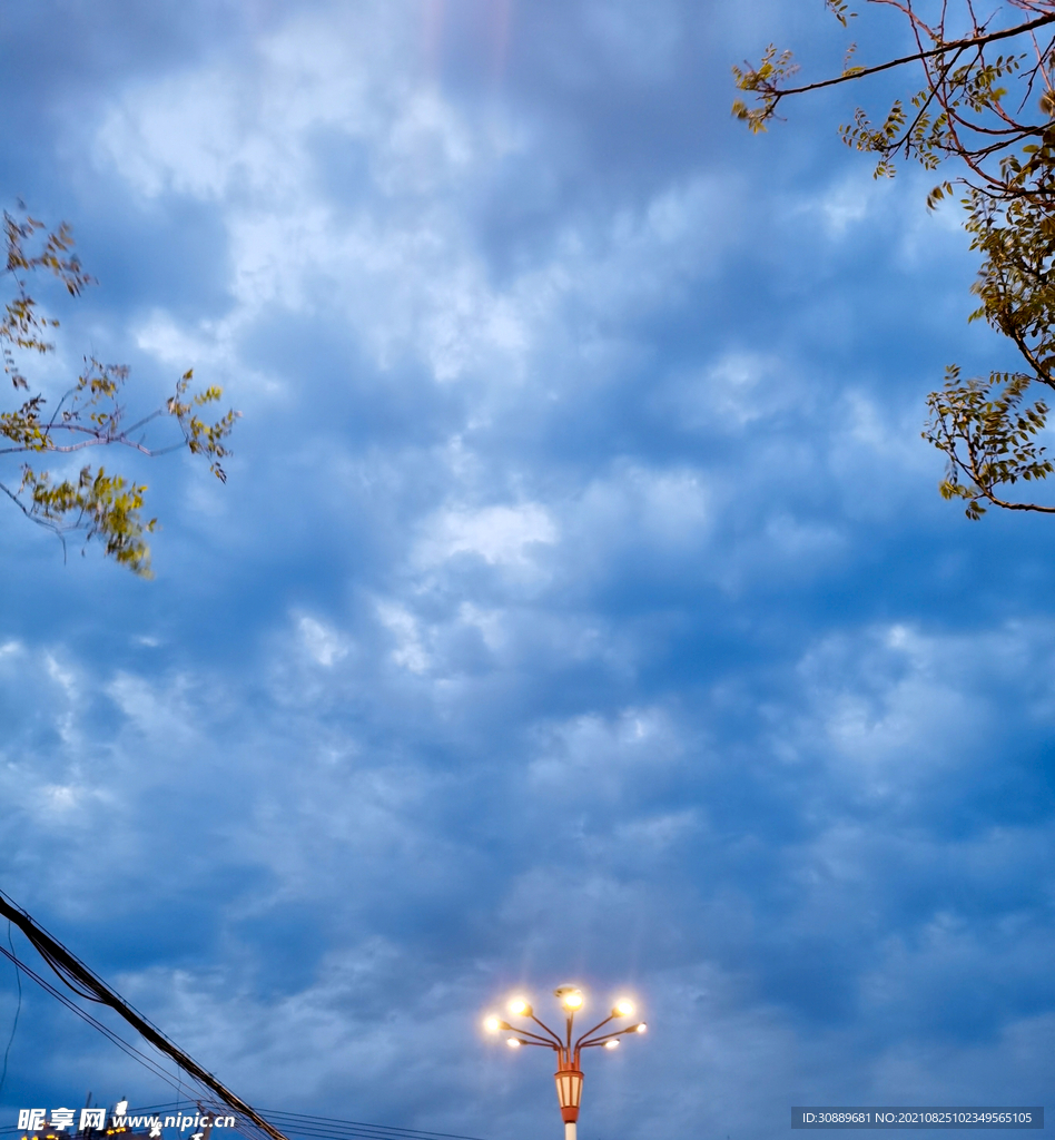 天空