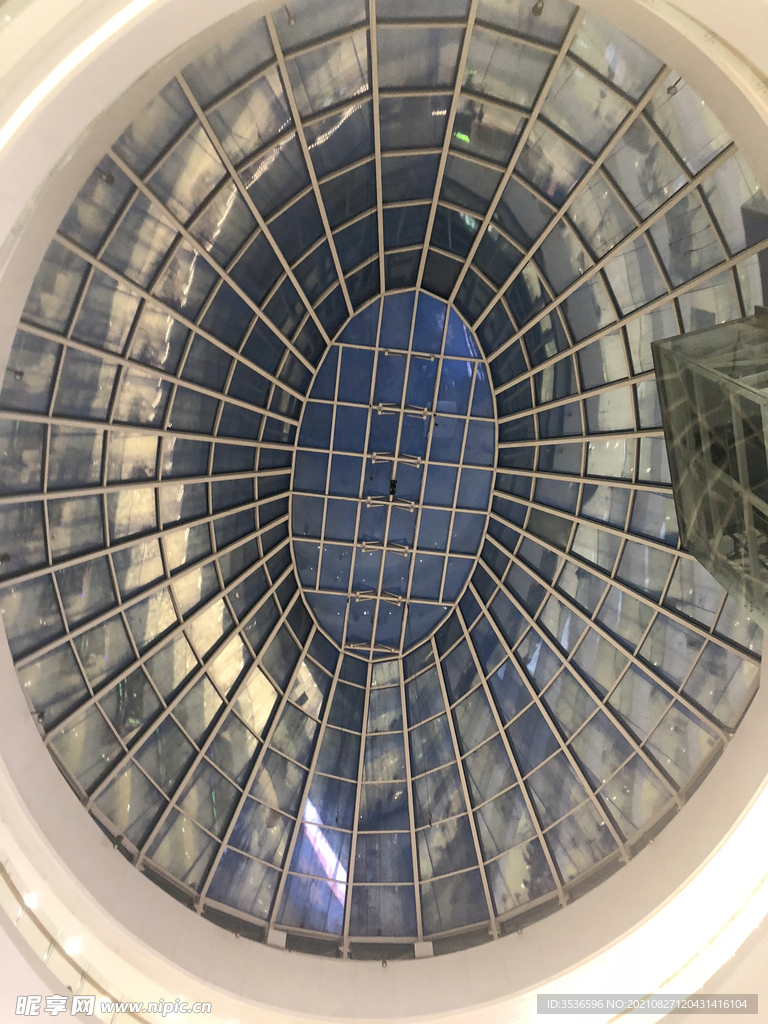 穹顶 