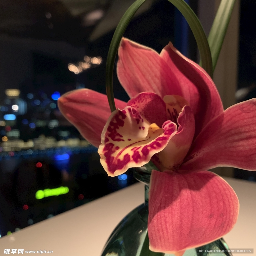 花