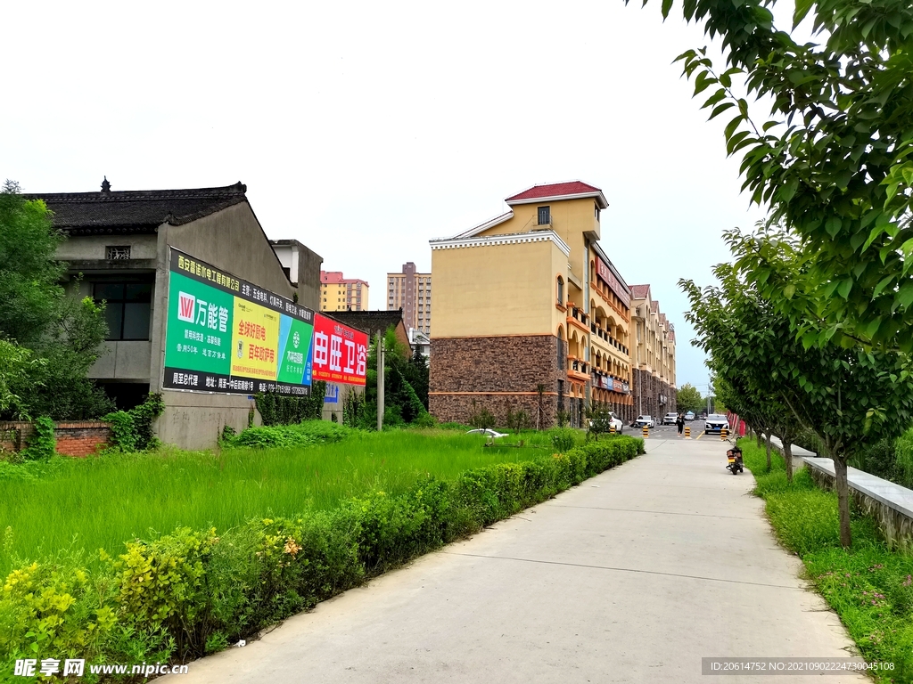 美丽的乡村道路风景