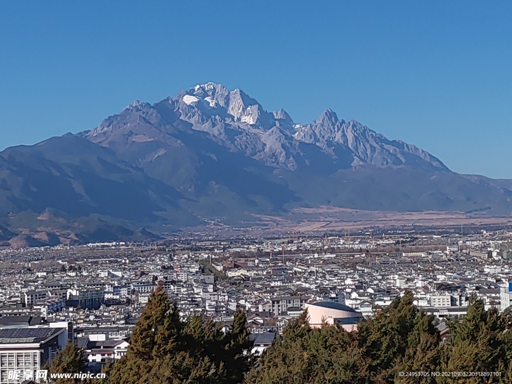雪山