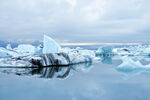 冰山湖面高清摄影