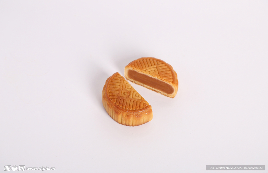 切开的月饼高清图片