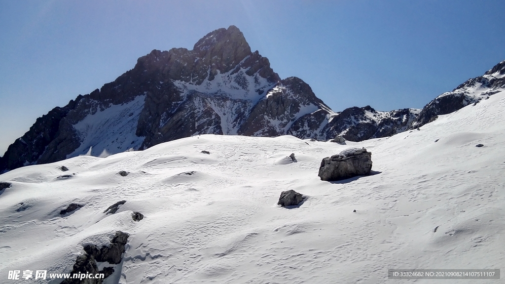 雪山