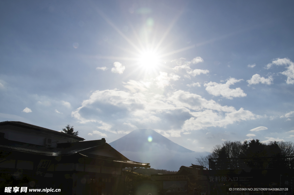 太阳和富士山 