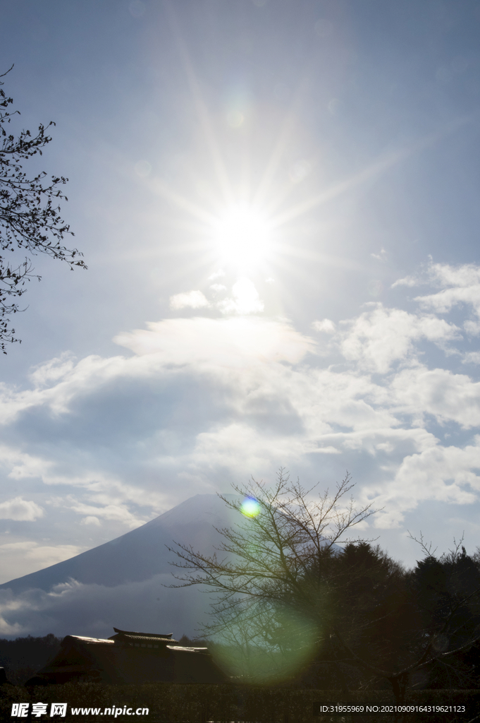 太阳和富士山