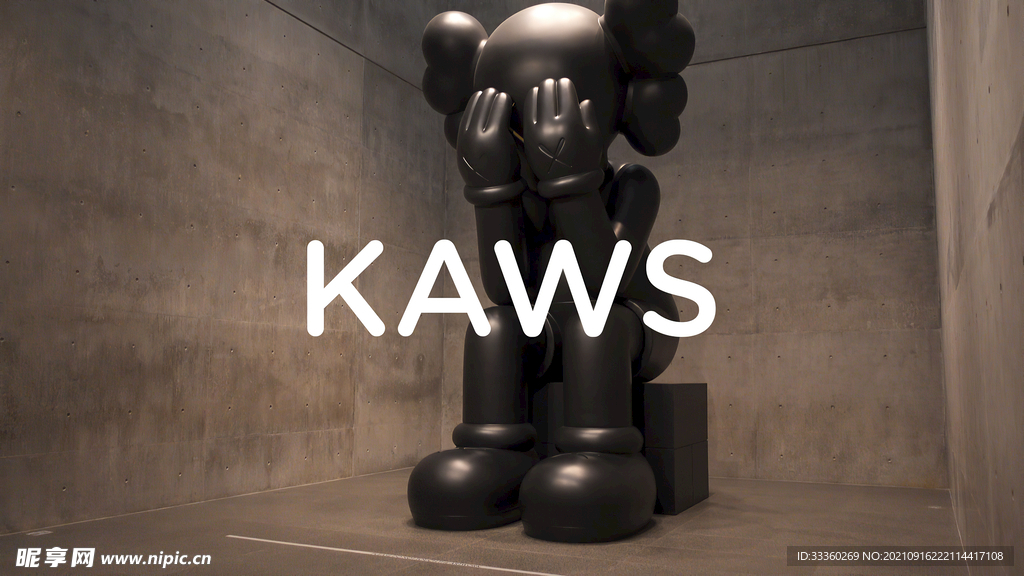 暴力熊KAWS 