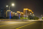 马路夜晚风景