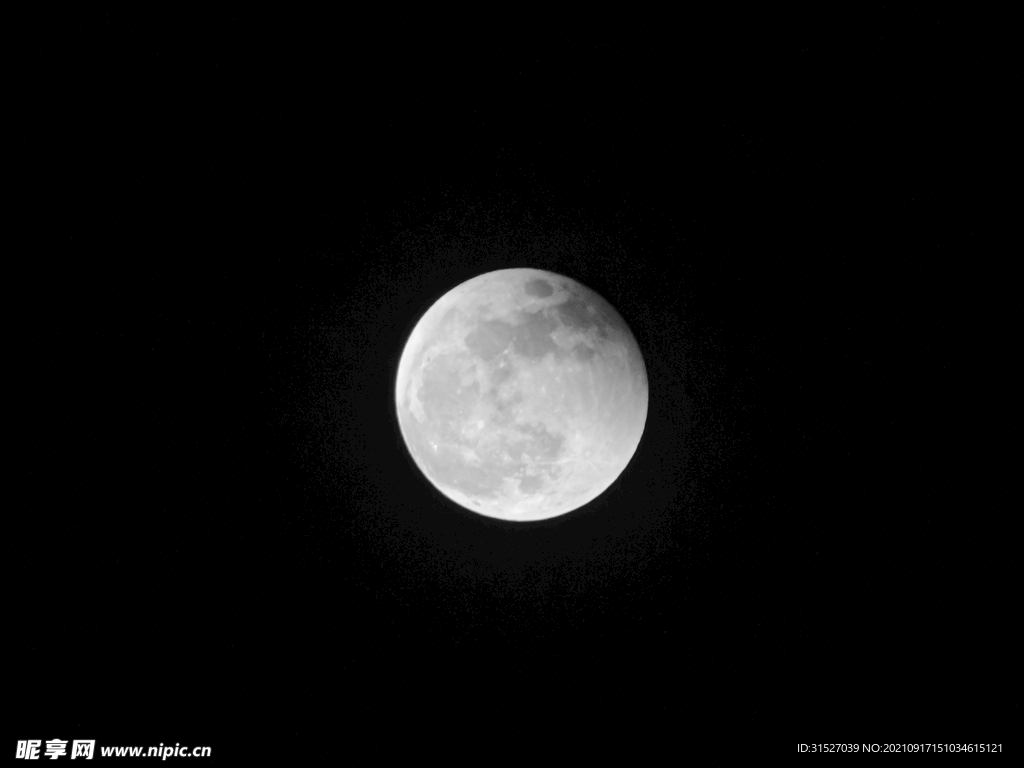 夜空中的月亮高清摄影图