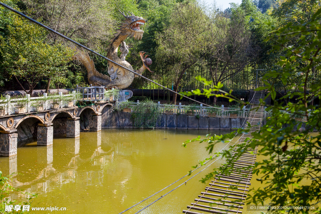 十堰龙泉寺旅游区