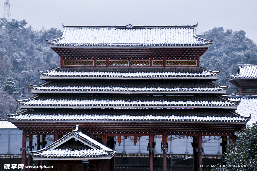 宫廷建筑雪景