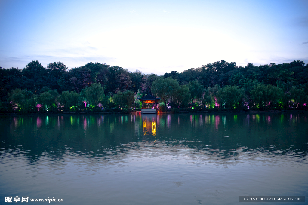 扬州瘦西湖夜景