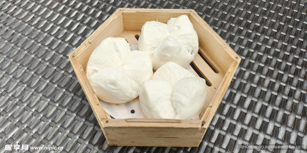 鲍汁叉烧包