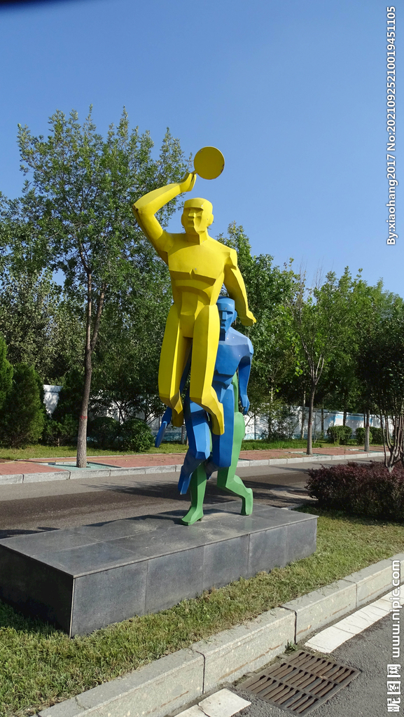 全民运动 雕塑