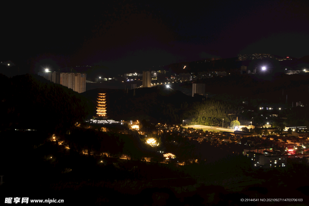 贵州省盘州市城市夜景全景