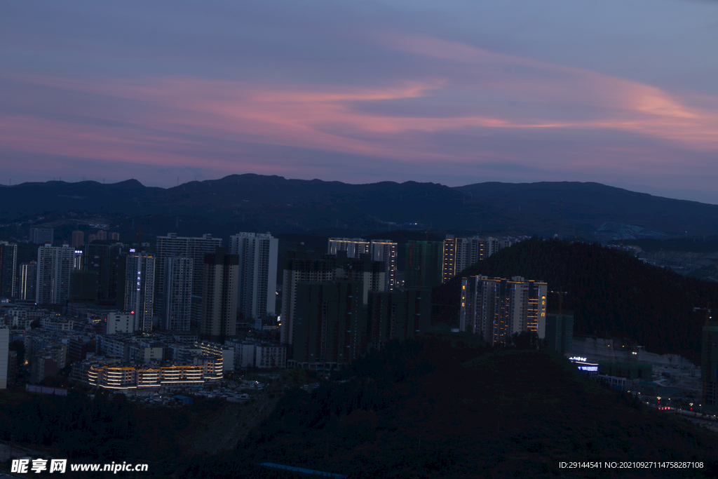 贵州省盘州市城市夜景全景