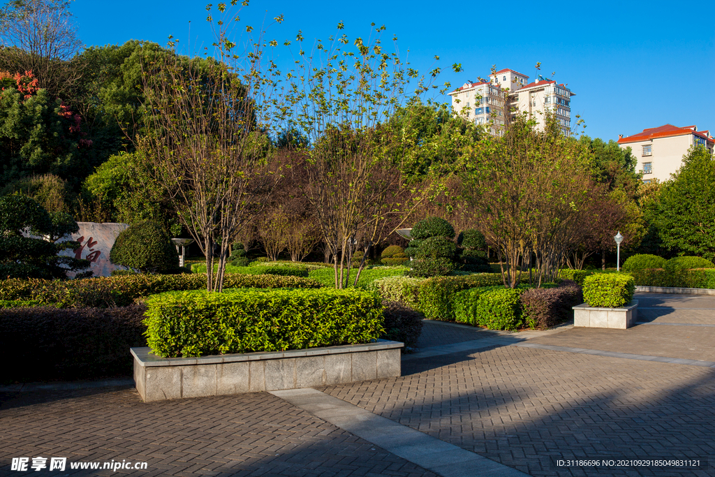 岳阳金鹗山公园金鹗山孔子公园