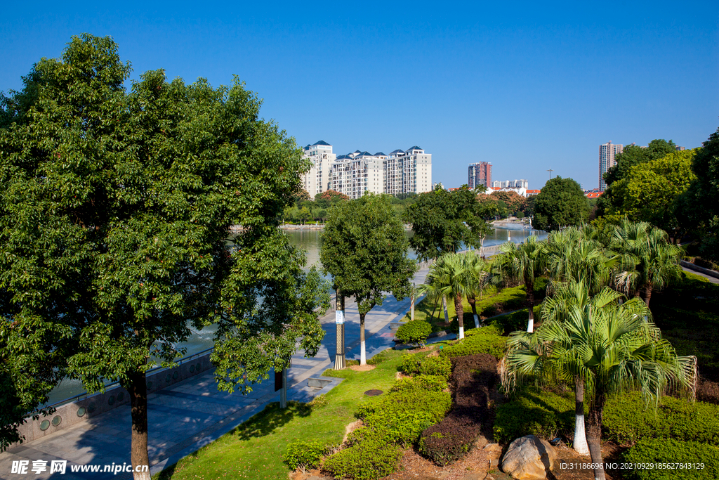 岳阳南湖广场