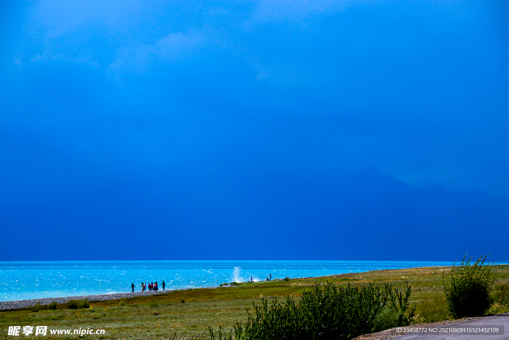 赛里木湖旅游风景